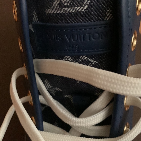 Hi Top Denim Louis Vuitton sneakers original from the store. - Picture 8 of 10